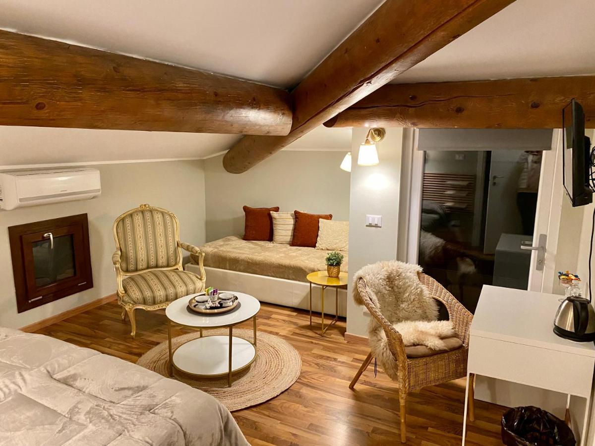 פואניאגו La Casa Di Campagna Sul Garda מראה חיצוני תמונה