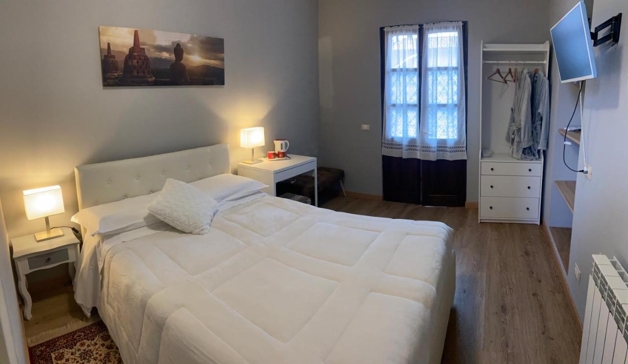 פואניאגו La Casa Di Campagna Sul Garda מראה חיצוני תמונה