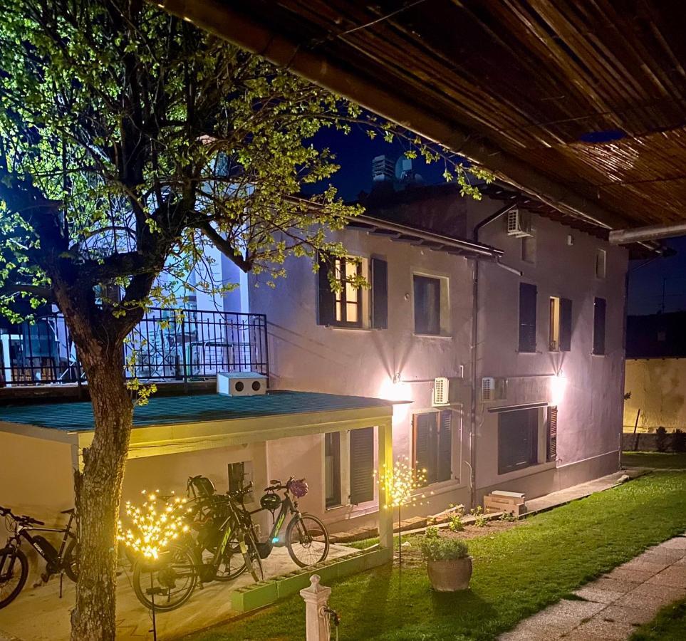 פואניאגו La Casa Di Campagna Sul Garda מראה חיצוני תמונה