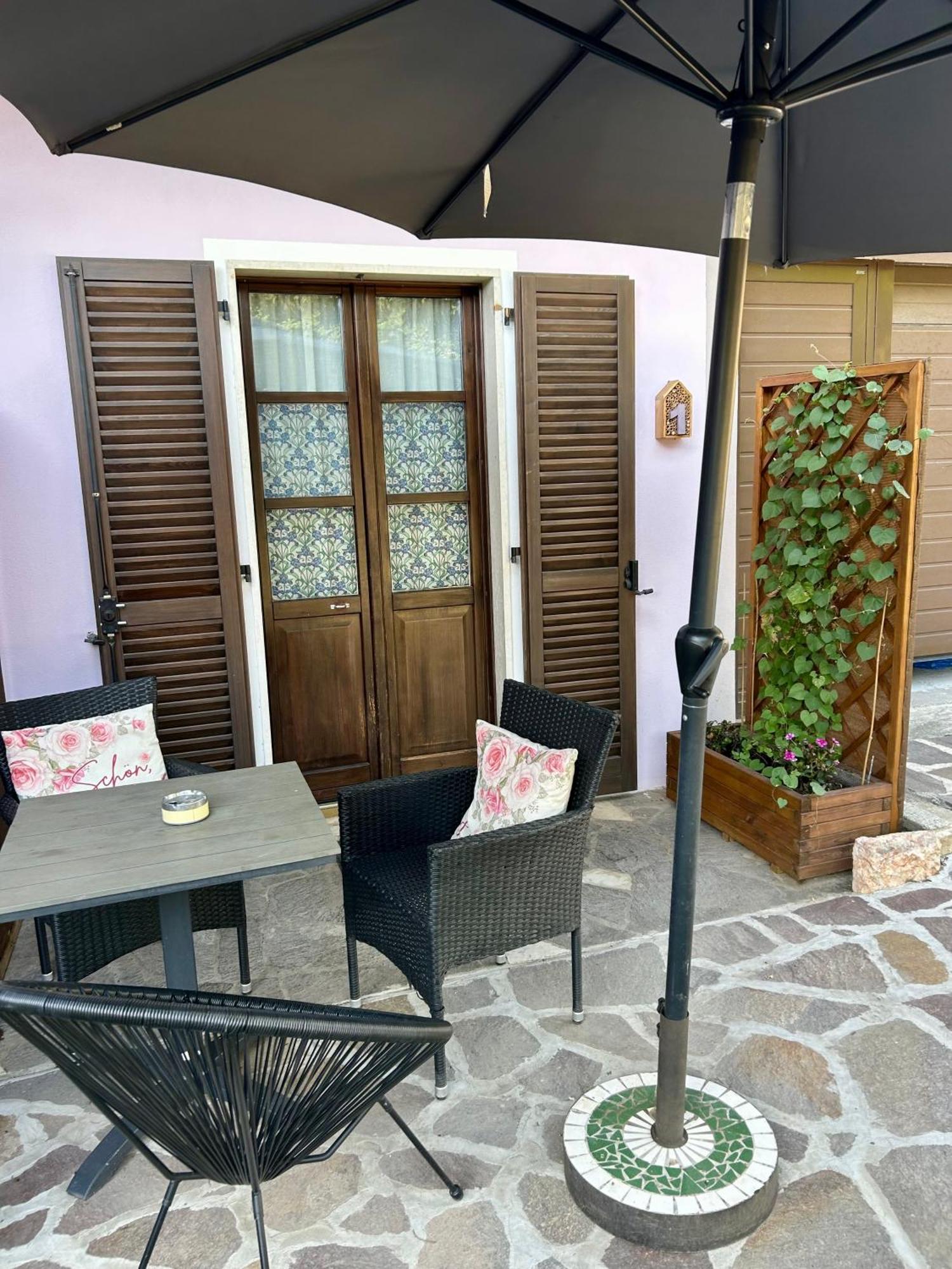 פואניאגו La Casa Di Campagna Sul Garda מראה חיצוני תמונה